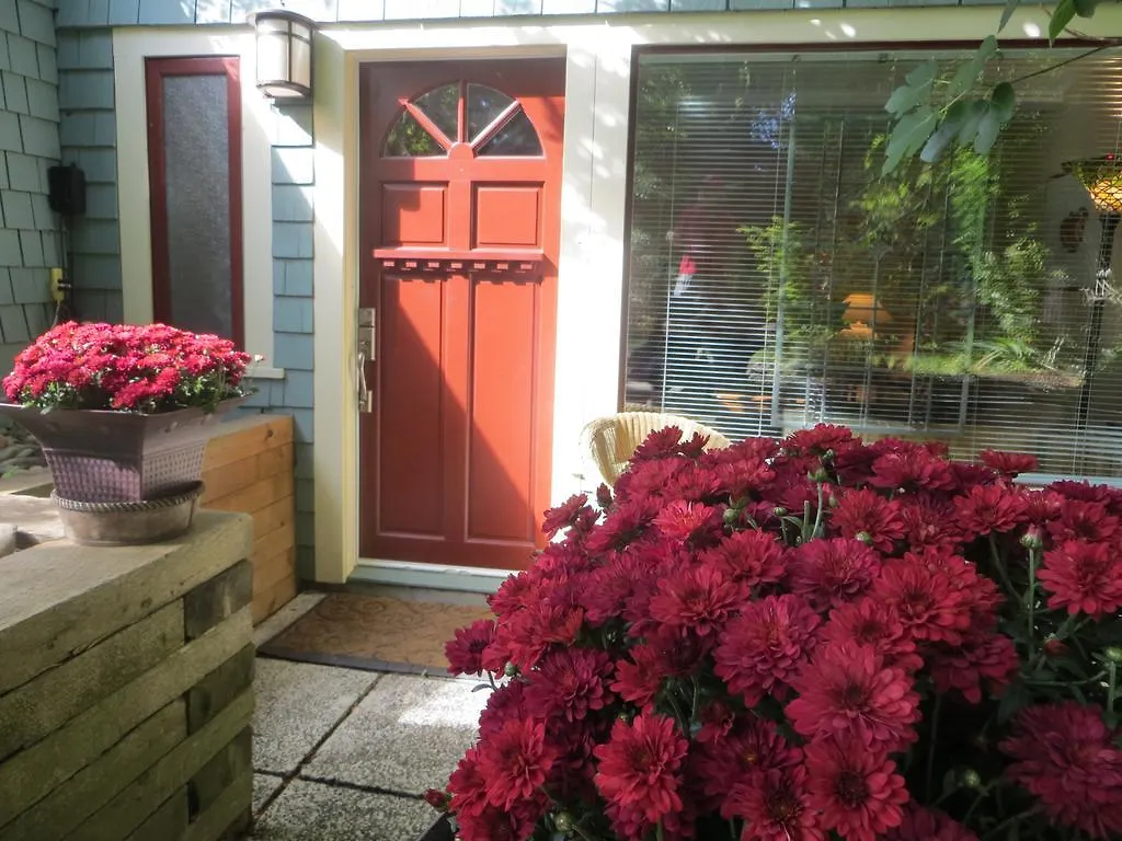 A Suite @ Kitsilano Cottage Vancouver Appartamento