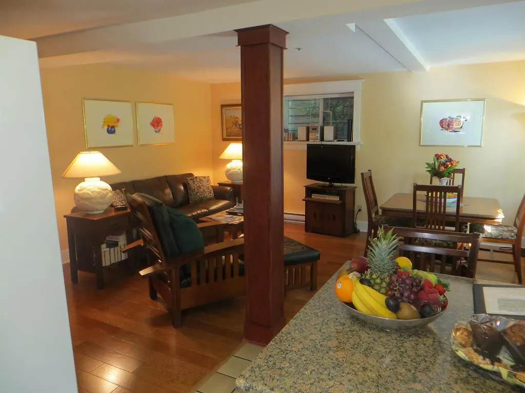 Appartamento A Suite @ Kitsilano Cottage Vancouver